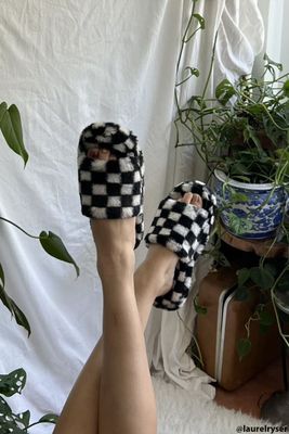 Women's Checkered Plush House Slippers in Black/White Small