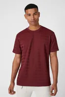 Men Crinkle Textured Crew T-Shirt in Burgundy Small