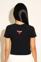 Women's Chicago Bulls Graphic Cropped T-Shirt in Black Medium
