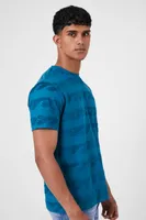 Men Flocked Geo Crew T-Shirt in Teal Blue Medium