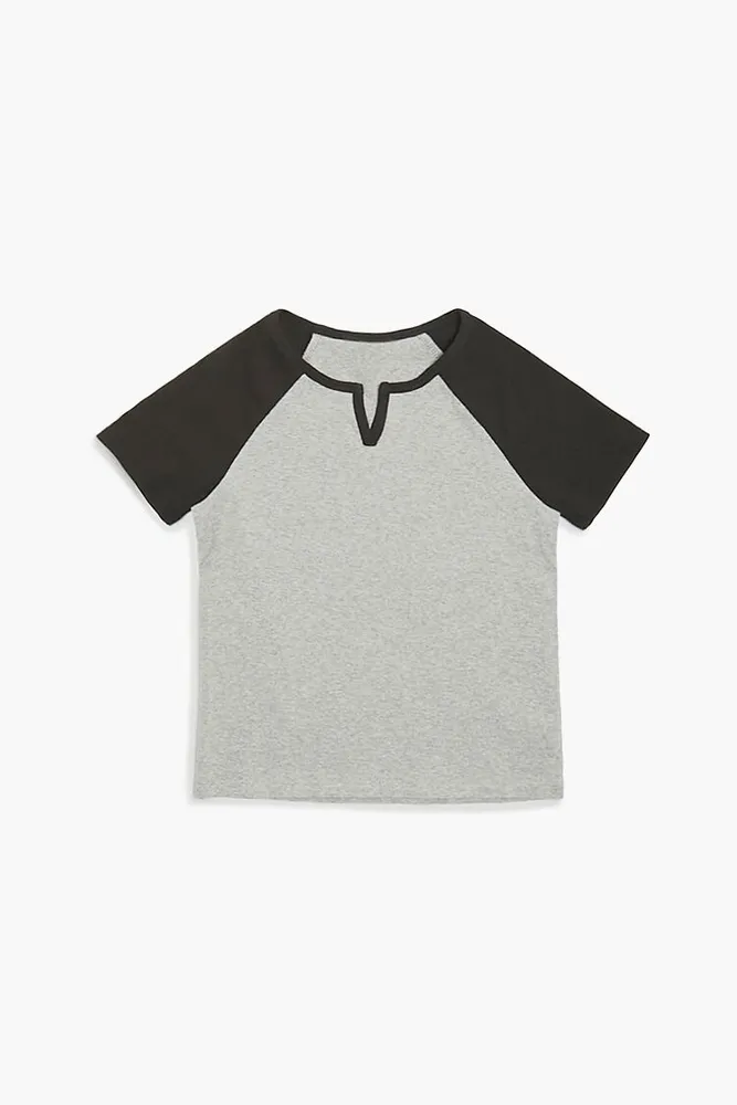 Girls Split Neck Raglan T-Shirt (Kids) Black/Grey,