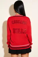 Women's Chicago Bulls Embroidered Sweater in Red, XS