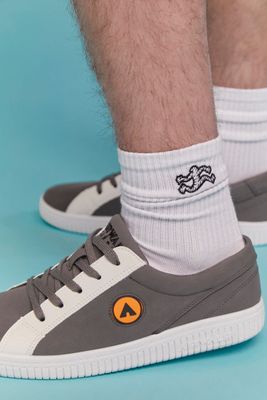 Men Airwalk Low-Top Sneakers in Grey, 8.5