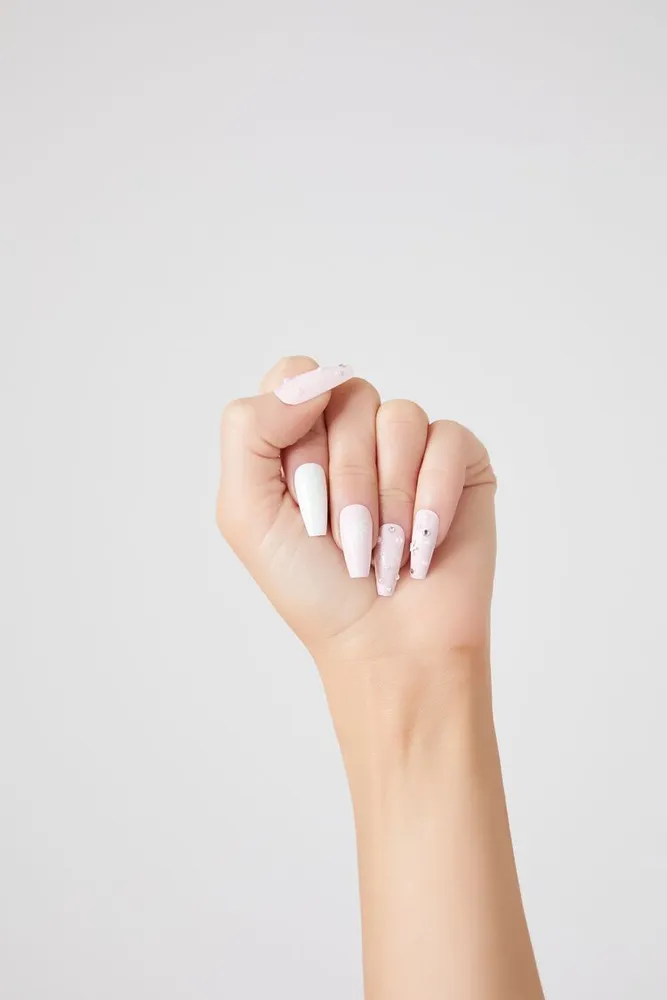 Faux Pearl Coffin Press-On Nails in Pink
