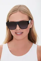 Square Frame Sunglasses in Black/Black