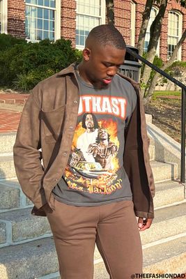 Men Outkast Graphic Tee in Black, XL