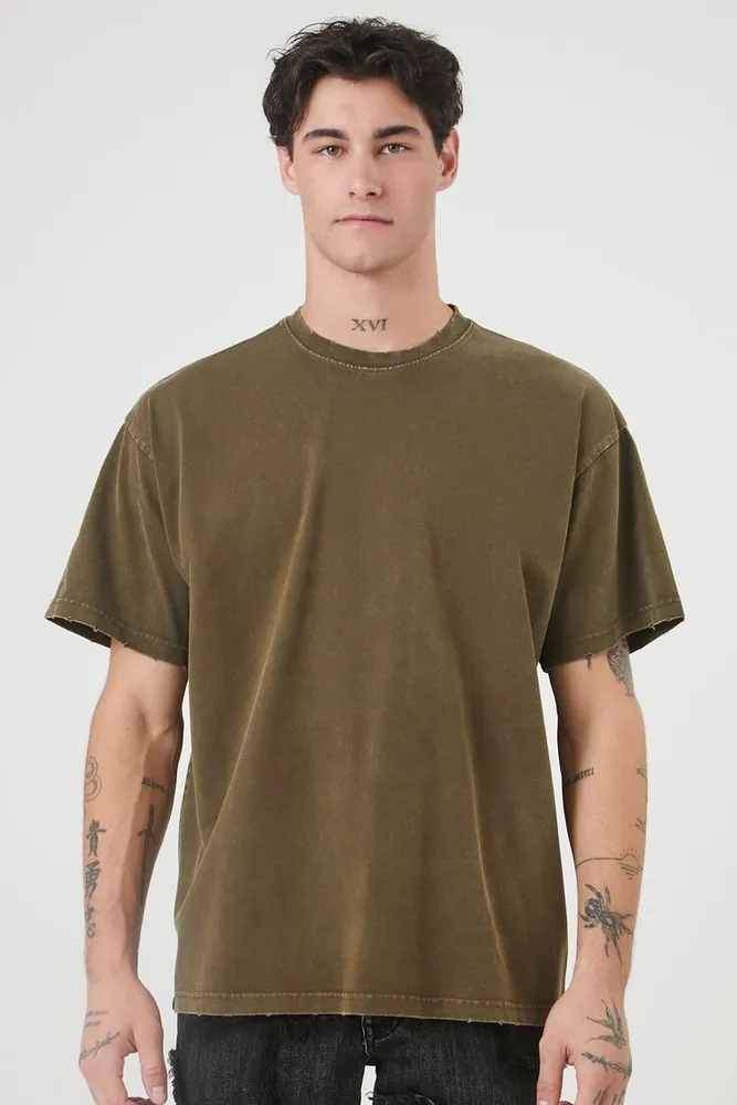 Men Mineral Wash Crew T-Shirt in Olive Large