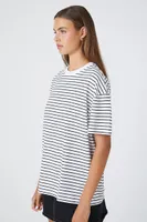 Women's Oversized Striped T-Shirt in Black/White Small