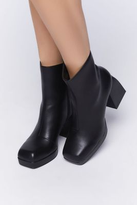 Women Faux Leather Block Heel Booties in Black, 8