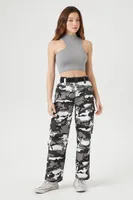 Women's Camo Print Cargo Pants in