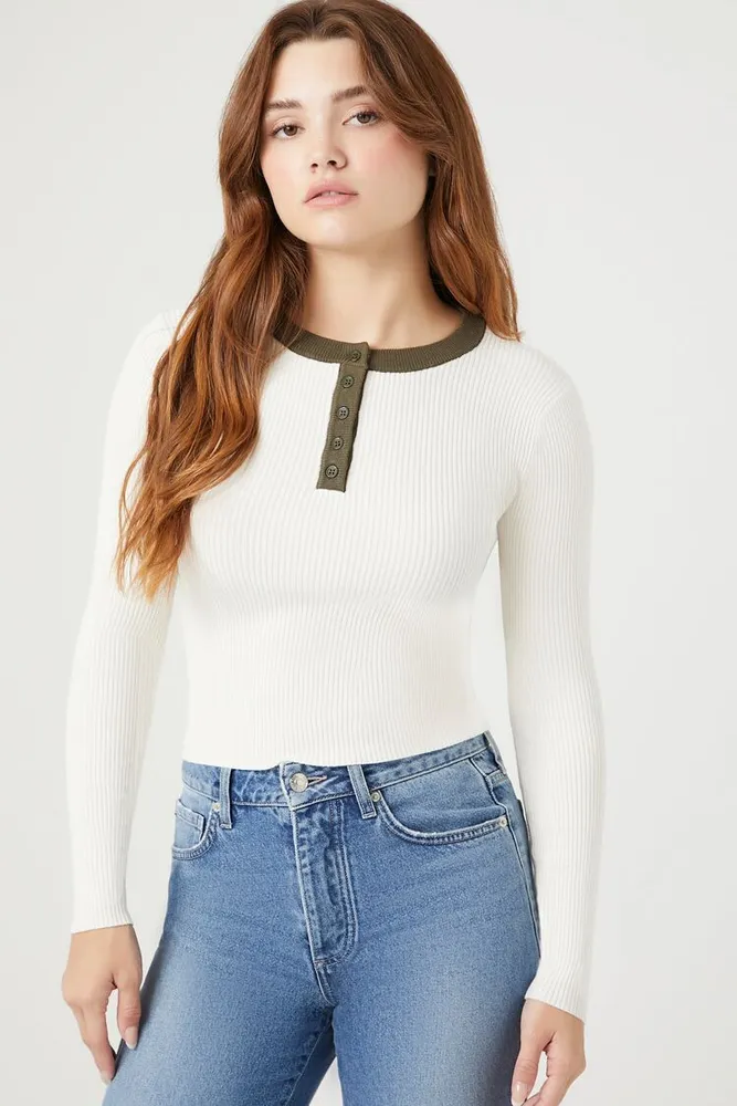 Women's Ribbed Knit Two-Tone Sweater in White/Cypress Small