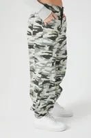 Women's Mid-Rise Camo Print Cargo Joggers in Olive, XL