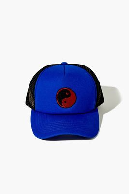 Men Embroidered Yin Yang Trucker Cap in Blue/Black