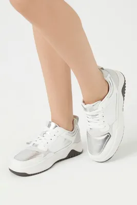 Women's Low-Top Metallic Lace-Up Sneakers in White/Silver, 8