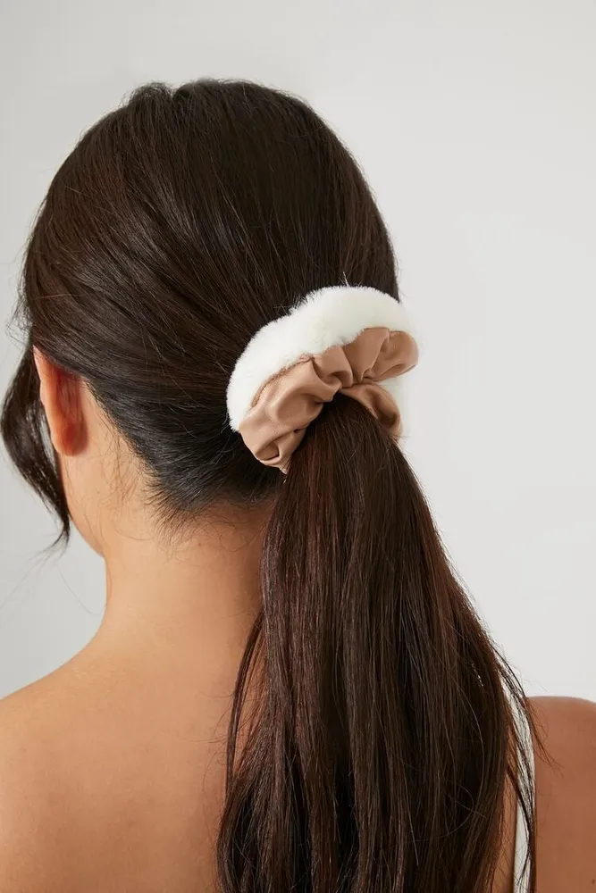 Faux Fur & Leather Scrunchie in Nude