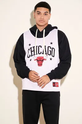 Men Chicago Bulls Graphic Tank Top in White Medium