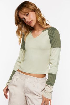 Women's Colorblock Long-Sleeve Tee in Olive Small