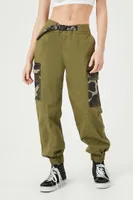 Women's Camo Cargo Pants in Green Small