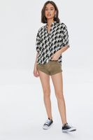 Women's Cuffed Twill Shorts in Olive Small