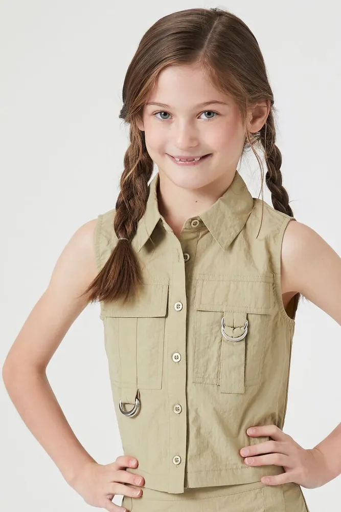 Girls Sleeveless Utility Shirt (Kids) in Olive, 9/10