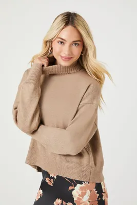 Women's Turtleneck Split-Hem Sweater in Brown Medium