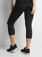 Maternity GapFit Blackout Full Panel Capris