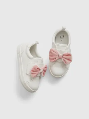 Toddler Fuzzy Bow Sneakers