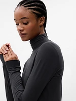 GapFit Breathe Turtleneck T-Shirt