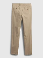 Modern Khakis Slim Fit with GapFlex