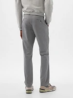 Modern Khakis Slim Fit with GapFlex