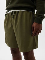 7" Mesh Shorts with E-Waist