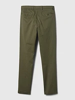 Modern Khakis Slim Fit with GapFlex