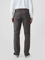 Modern Khakis Slim Fit with GapFlex