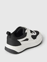 babyGap Sneakers