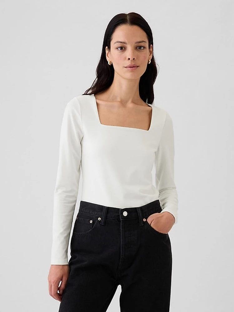 Modern Square-Neck Cropped T-Shirt