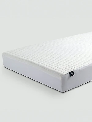 babyGap Cooling Crib Mattress Protecting Pad