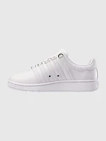 K-Swiss Womens Classic VN Sneaker