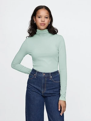 Featherweight Turtleneck