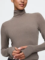 GapFit Breathe Turtleneck