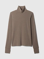 GapFit Breathe Turtleneck