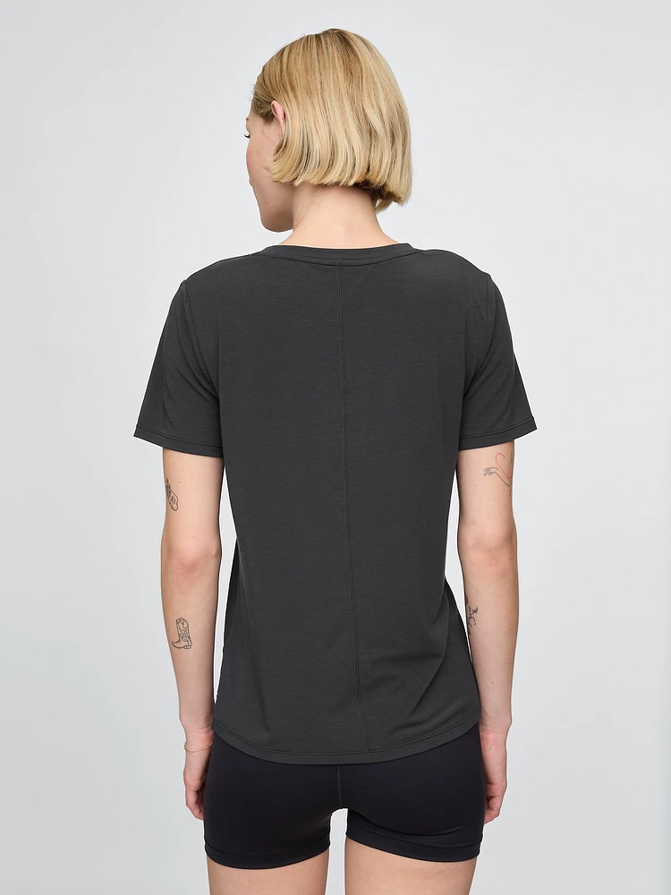 GapFit Breathe T-Shirt