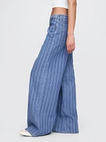 Mid Rise Cargo Baggy Jeans