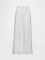 Mid Rise Cargo Baggy Jeans