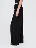 Mid Rise Cargo Baggy Jeans