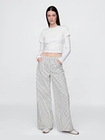 Mid Rise Cargo Baggy Jeans