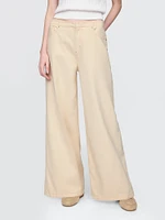 Mid Rise Cargo Baggy Jeans