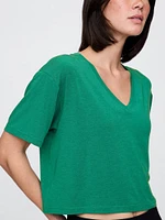 GapFit Breathe Cropped V-Neck T-Shirt