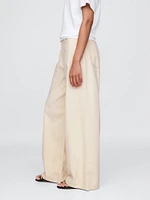 Curvy Mid Rise UltraSoft Baggy Jeans