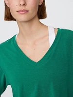 GapFit Breathe V-Neck Crop T-Shirt