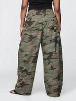 Mid Rise Barrel Parachute Pants